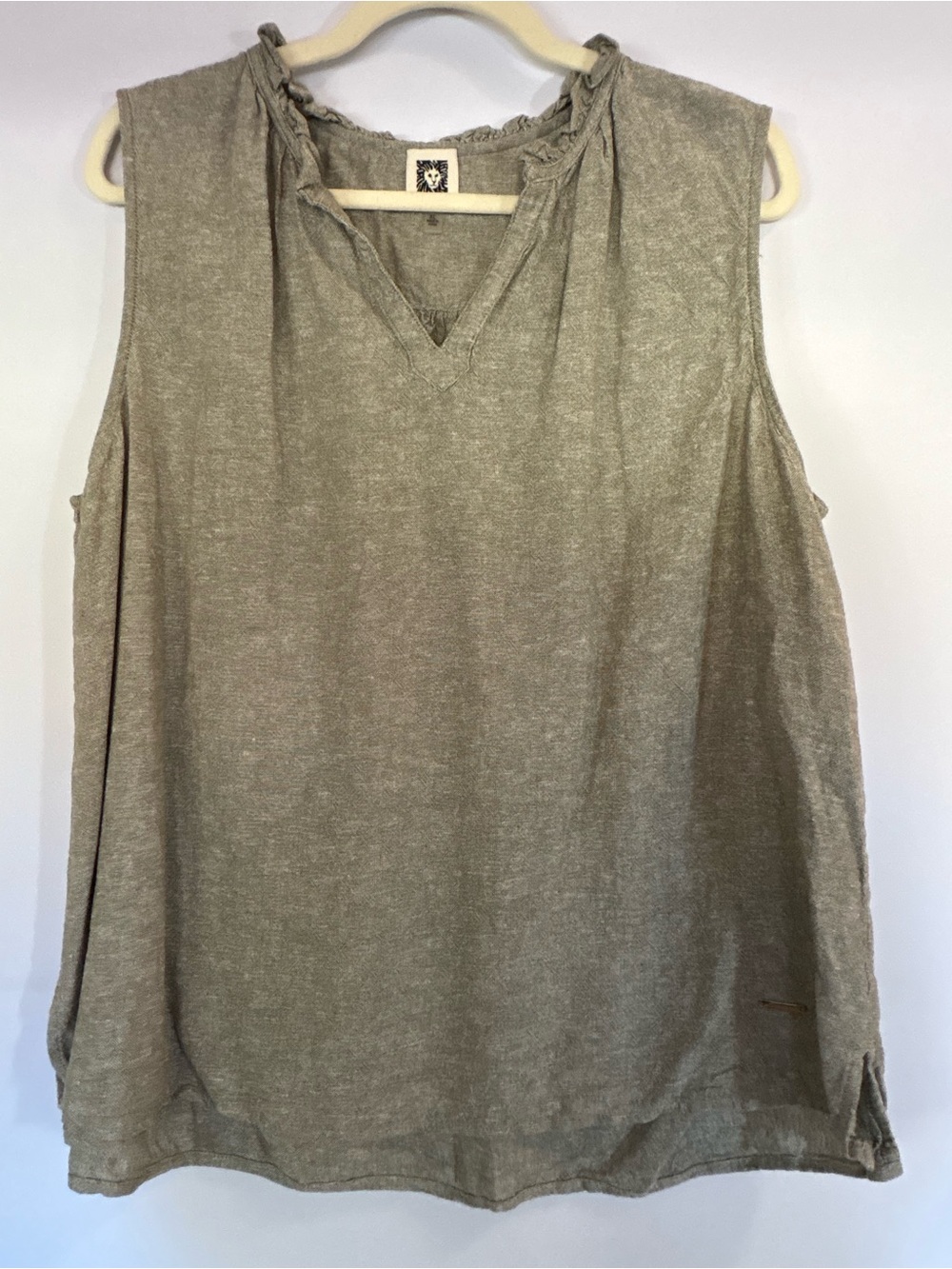 Anne Klein Sleeveless V-Neck Linen Blend Tank Top - Taupe linen blend